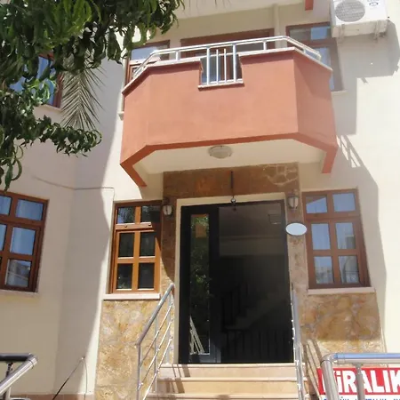 Aloe Apart Hotel 3*