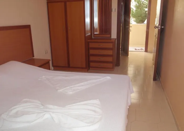 Aloe Apart 3*